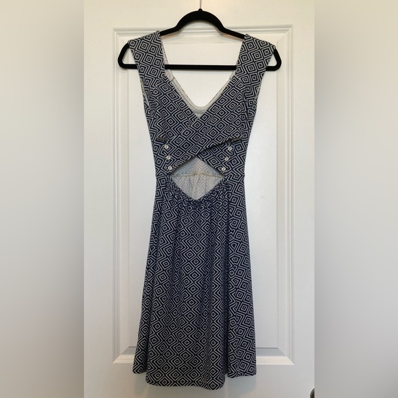 Anthropologie Geometric Dress in Navy and White - Picture 4 of 6